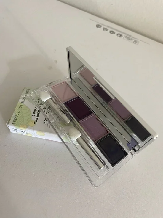 ~ 10 Going Steady ~ Clinique All About Shadow Quad, Full Size, 0.11 OZ / 3.3 g - Picture 3 of 7